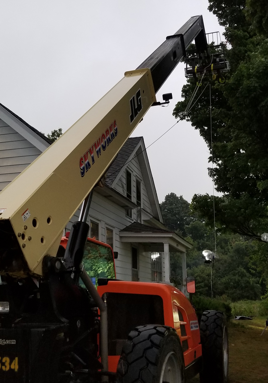 stunt rigging - crane on location